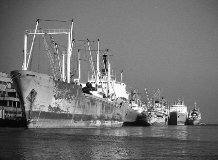 Baaslaevad Paljassaare sadamas 1986