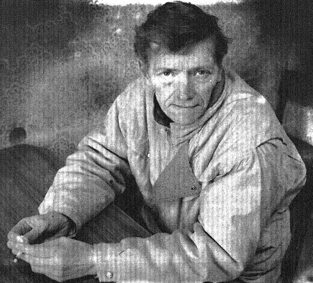 Коткас Рейн старший стивидор в грузовом районе рыбного порта, работает около 20 лет - 07 12 1989