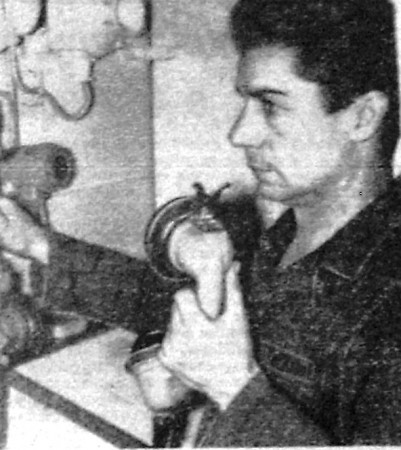 Ванавески Энно старший электромеханик  секретарь партбюро   ПР Крейцвальд 2 октября 1971