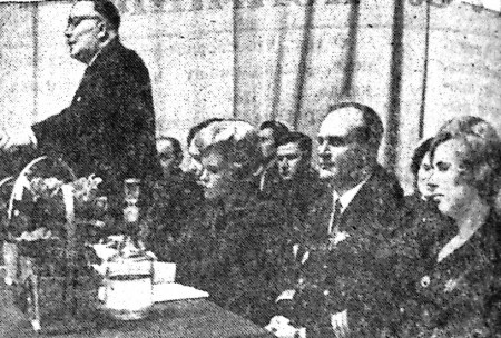 Тобиас Г. директор Таллинской  заочной школы моряков  выступает  на 10-м юбилее школы– 02 03 1968