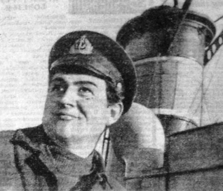 Неллис  Верди  боцман морского буксира Тугев, ударник комтруда 10 лет работает в своей должности  18 декабря1970
