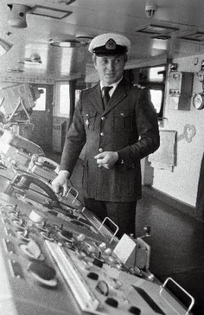 Отрок Владимир 2-й помощник капитана ТР  Ян Анвельта 1983