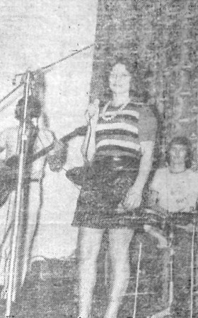 Абабий Марина  буфетчица, выступает на концерте художественной самодеятельности - ПБ Рыбак Балтики 18 02 1975