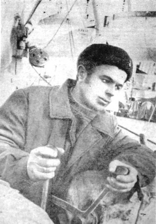 Логунов Геннадий ,матрос ТР Ханс Пегельма пришел после службы на флоте -  21 октябрь 1970