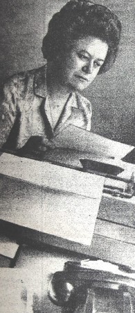 Задубровская Нина Федоровна  12 лет работает в радиоцентре старший радиооператор  30 мая 1972