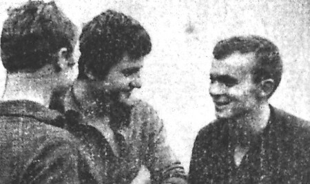 Лосец Г. 3-й штурман, 3-й механик А. Шапранский, матрос А. Ясыновский СРТ-4357 24  сентябрь 1969