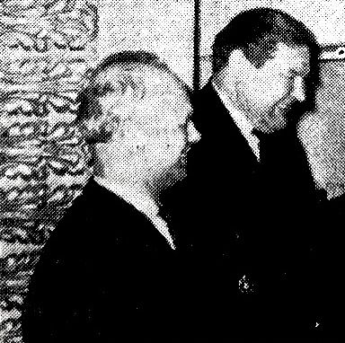 Митрофанов П. парторг ТМРП  (слева)  и  капитан  ПБ  Украина  Н.  Кузьменко  - 1965  год