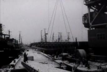Работы на пирсе Рыбного порта 1969