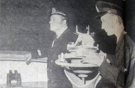 Сиемер  А.   капитан-директор   и    третий  помощник капитана   С. Кивилаан. – ПБ  Рыбак   Балтики  03 12 1974