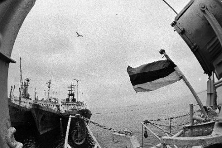 суда в Рыбном порту  Таллина под Эстонскими флагами 1992