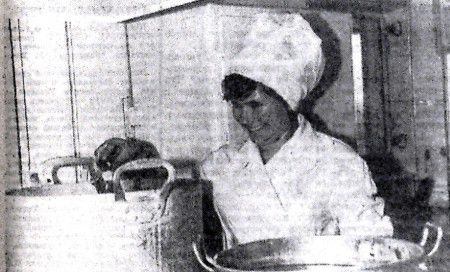 Ермакова Тамара  повар ПР Саяны -  08 март 1967