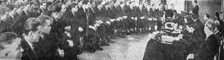 актовый зал  Рыбопромышленного техникума в день выпуска  штурманов 7 марта 1964