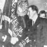 Вручение переходящего Красного знамени Г. Конторовичем   Лео Сангелю и  экипажу – СРТ-4590 12 02 1966