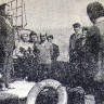 Сыпачев И. зампред базкома профсоюзов  приветствует команду  СРТ 4510  май  1972