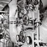 моторист ТБРФ Эндэль Палло регулирует холодильное оборудования - ТР Альбатрос, 02.1962