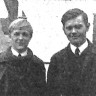 Никитин Борис и Юрий  Зверев мотористы, на  выгрузке в порту - ТР  Бриз  28 сентябрь  1968
