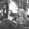 Работники ТБРФ (В. Чернухин в центре)  в воскресный  день  отдыхают в лесу – 03 08 1966