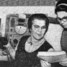Кужина Анна Ивановна и  Е. А. Малышева радиооператоры первого класса – Радиоцентр ЭРПО Океан 07 05 1971