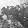 делегаты  профсоюзной конференции  знакомятся с экспонатами  выставки –  ЭРПО Океан 23 11 1974